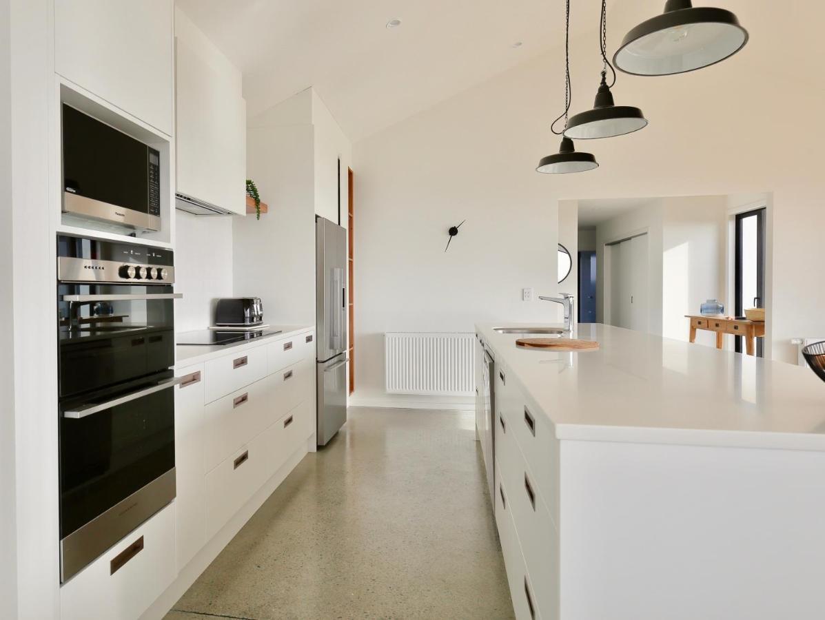 Lake House - Te Anau Holiday Home Extérieur photo