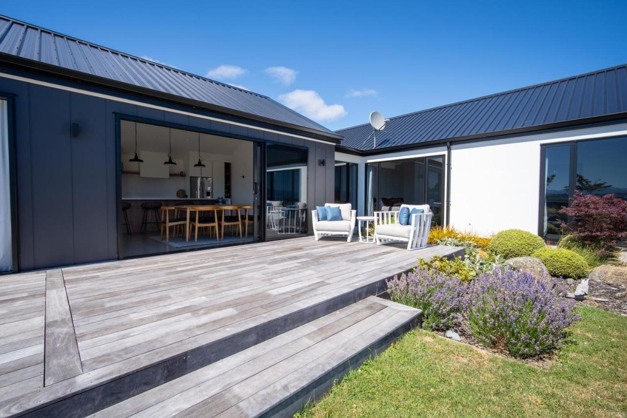 Lake House - Te Anau Holiday Home Extérieur photo