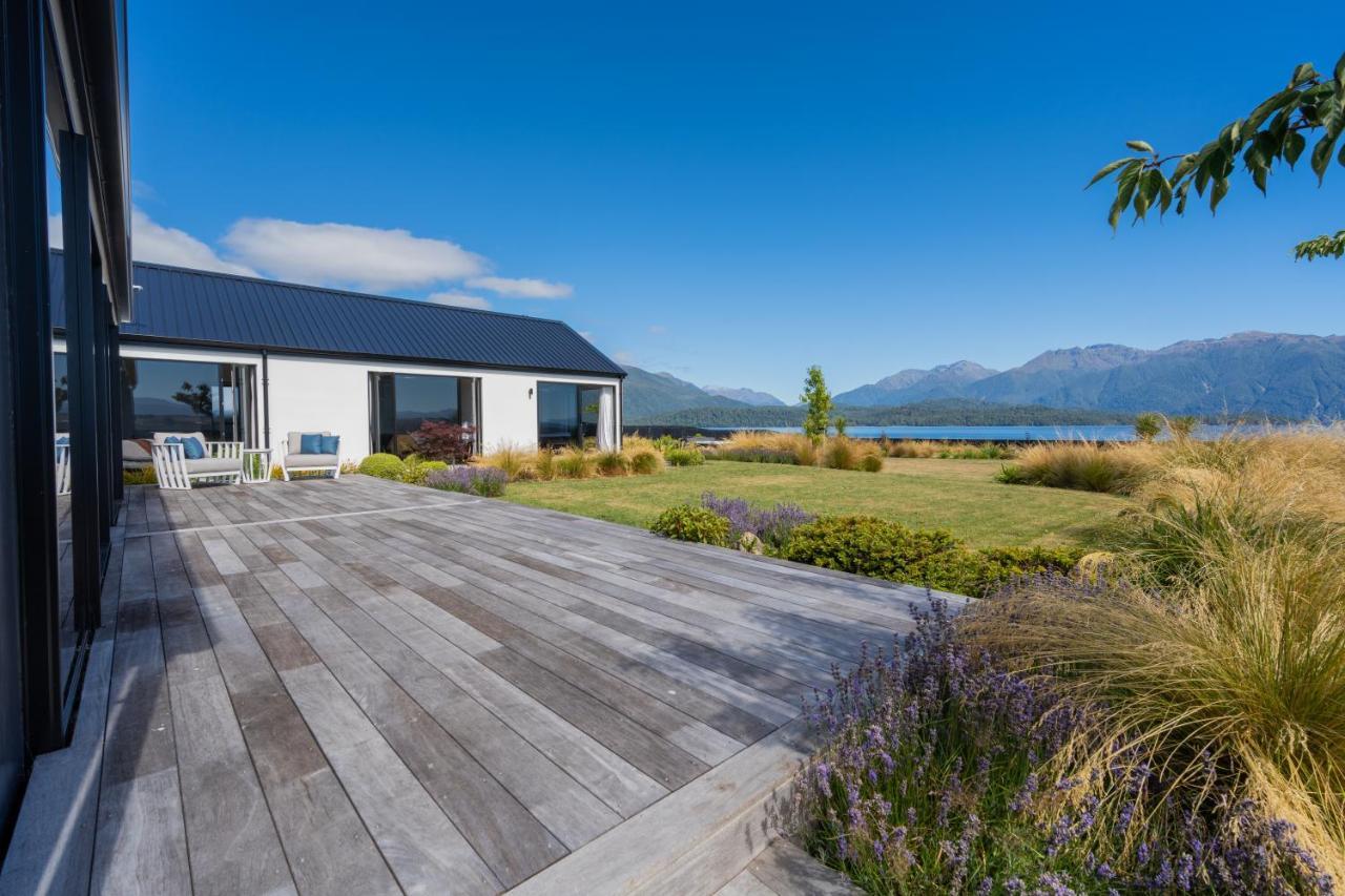 Lake House - Te Anau Holiday Home Extérieur photo