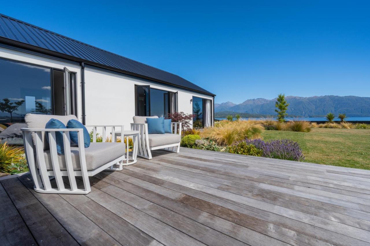Lake House - Te Anau Holiday Home Extérieur photo